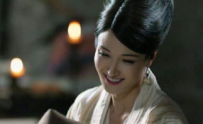 三生三世：选狐帝不要折颜，狐后婚后的生活验证了她的眼光