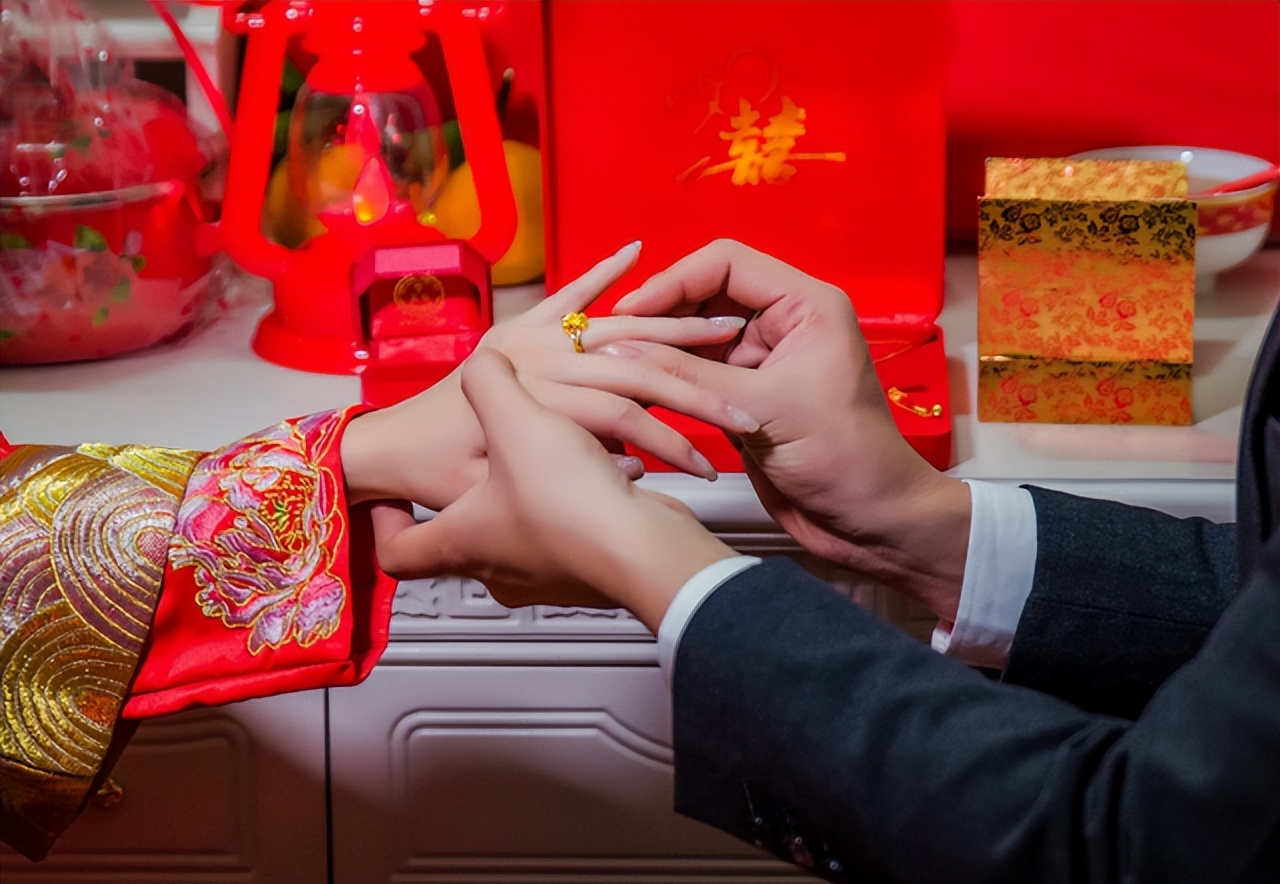 985大学生公开择偶观：她很好，但我不会娶她！网友评论出奇一致