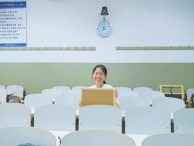 北京9位“大神级”学霸：不仅专业第一，还全部保研清北，来自同所双一流！