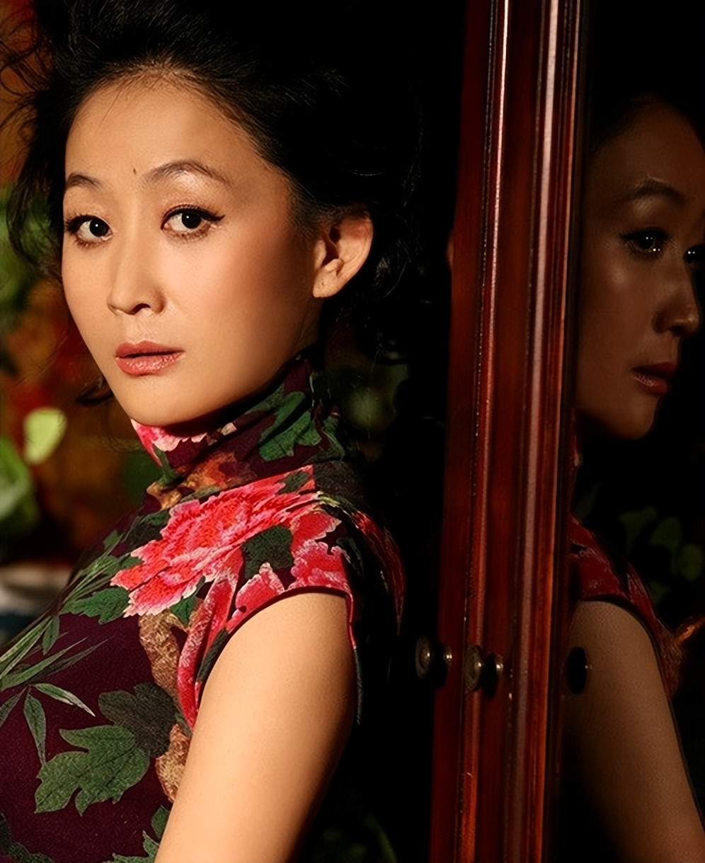 14位贤良的“妈妈专业户”女星，年轻时个顶个是美人坯子