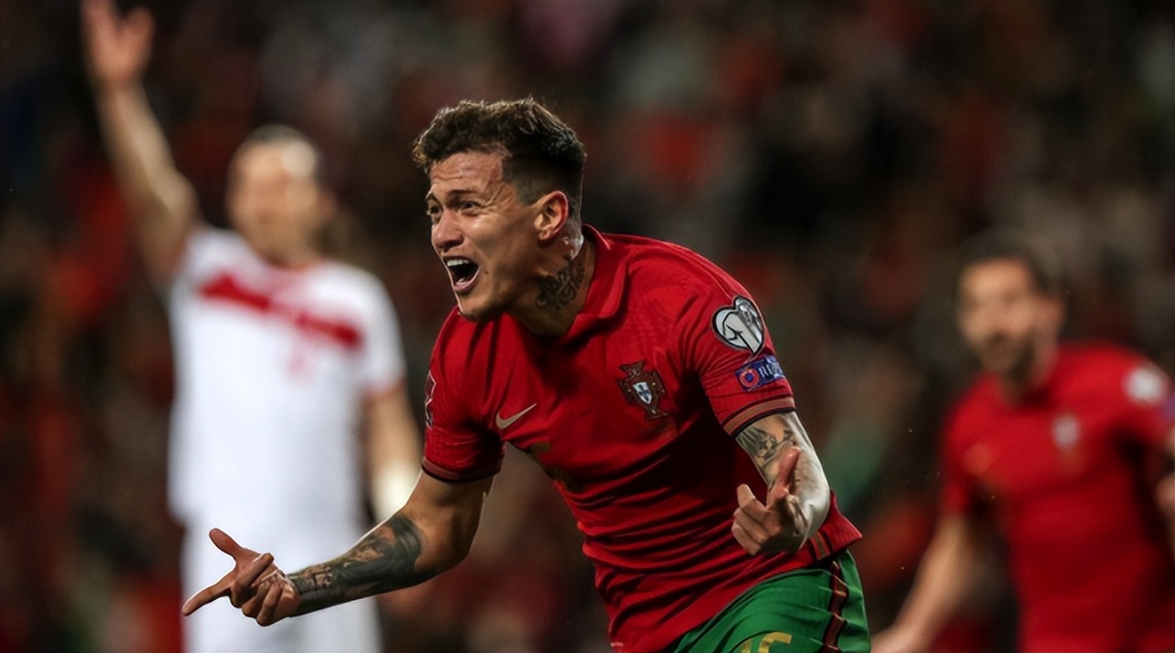 C罗杀进世界杯基本稳了，生死战一触即发，葡萄牙连迎两大喜讯，