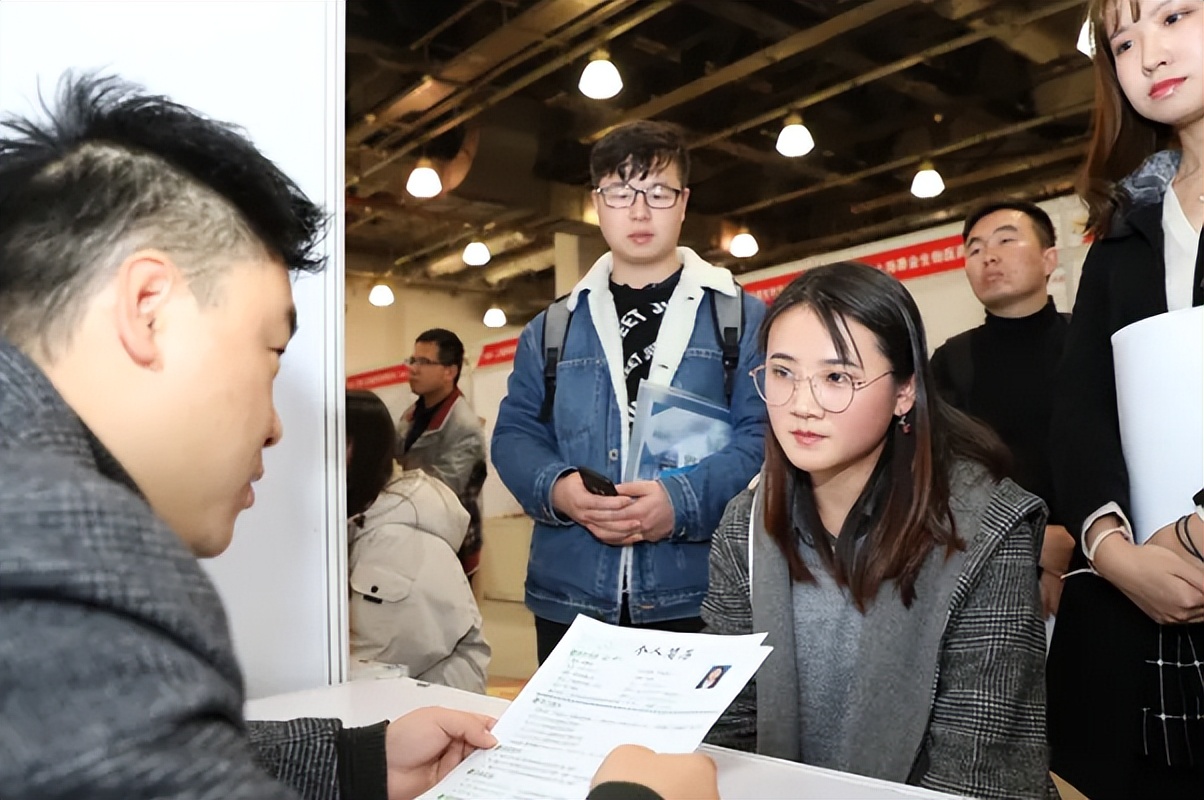 同专业不同就业方向，就业方向相差甚远，学生们可不要选错了