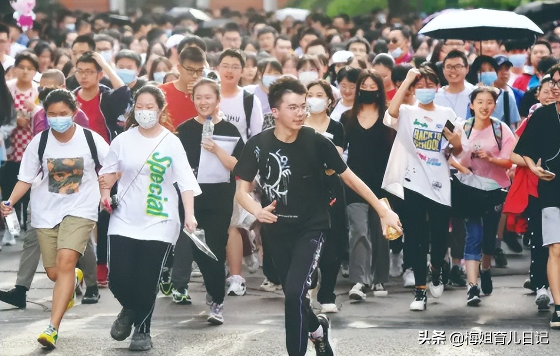 22年高考有变动，“新高考”考生要早了解，部分地区考试时间延后