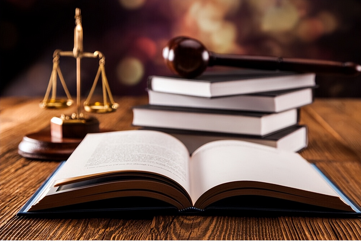 法学专业：读法学，有哪些优势？毕业后法学专业的就业前景如何？