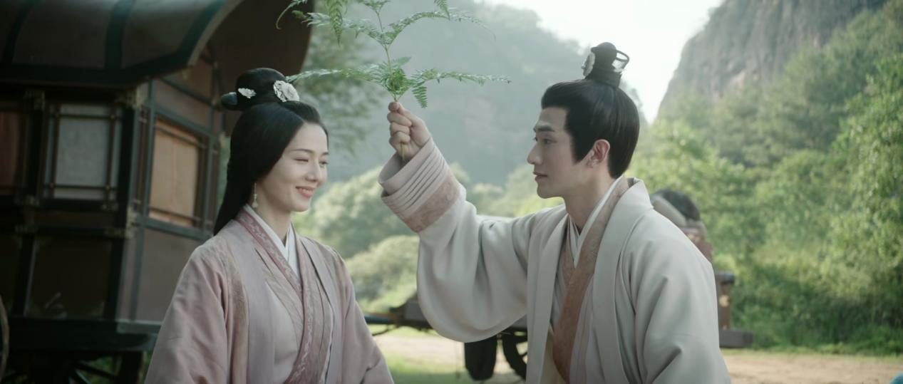 居然有这么抢戏的配角？赵露思这灯泡瓦数超标了