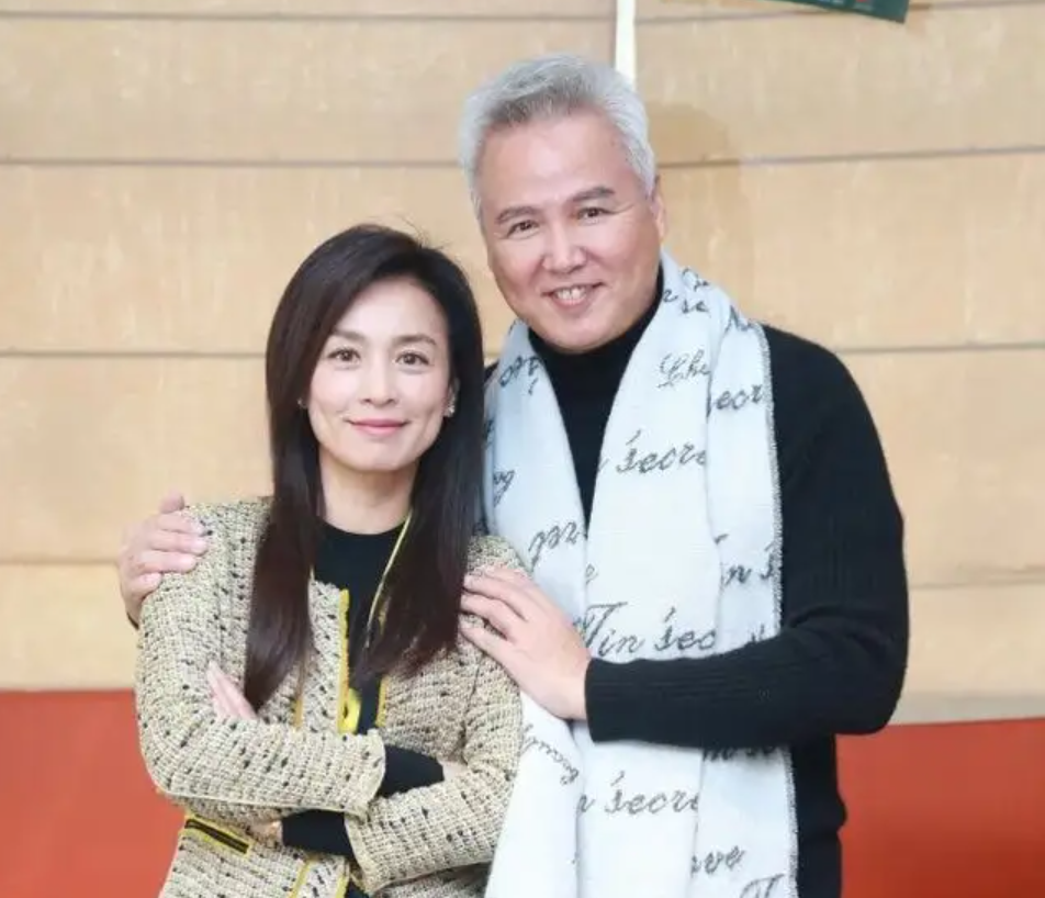 琼瑶男郎今昔颜值大PK：有人年过60依旧帅气，有人发福成“奶奶”