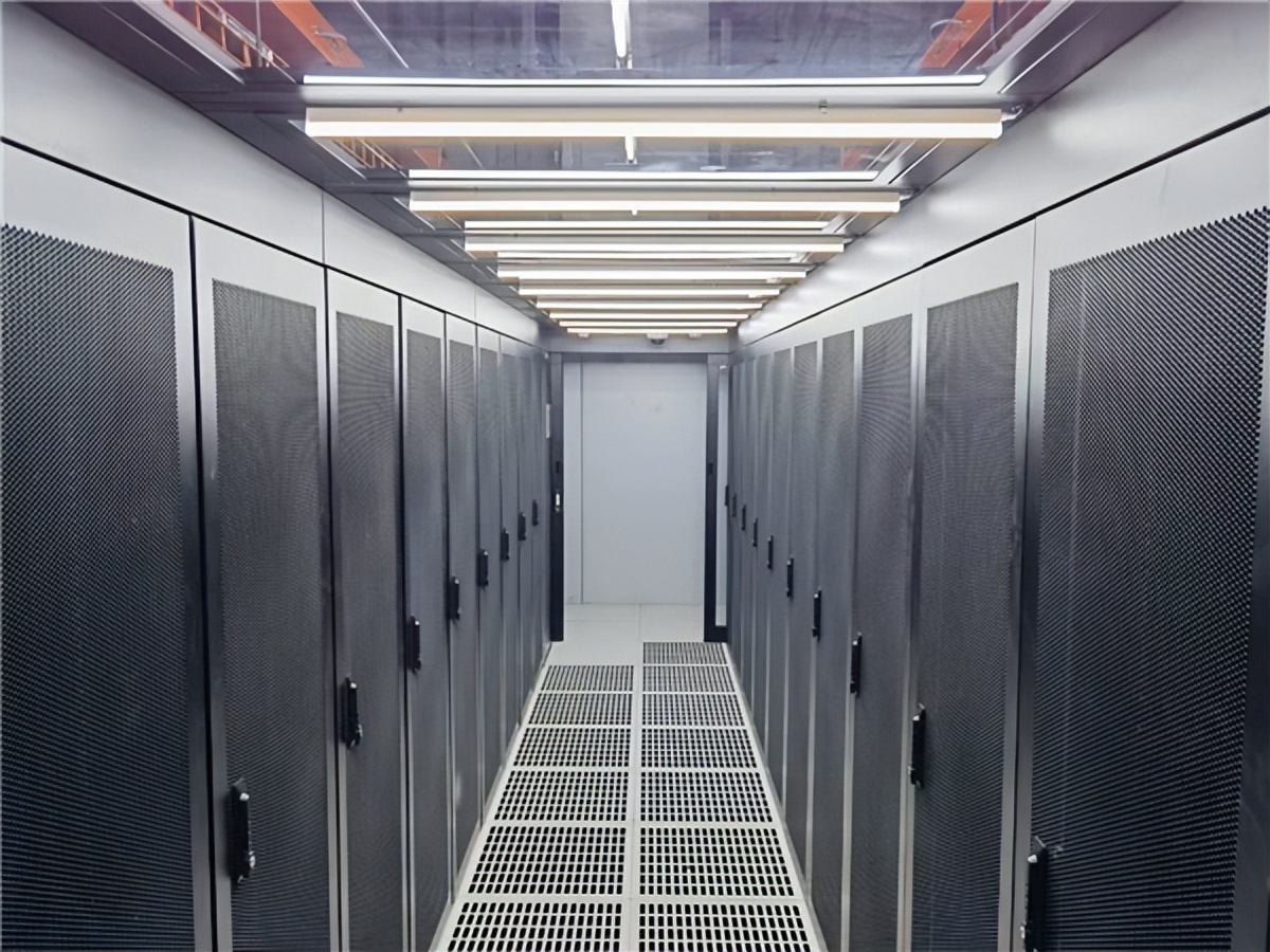 浦洛斯AI智能微模块助力长鑫存储数据中心