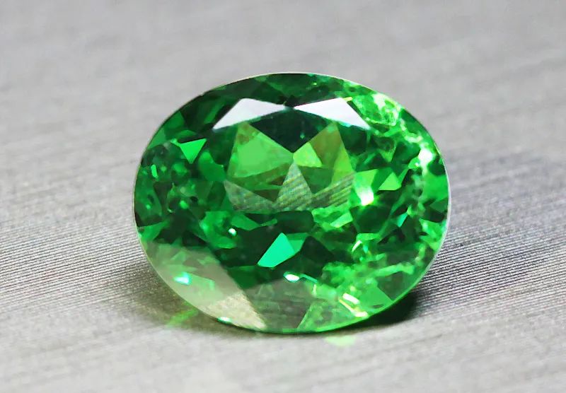 石榴石原石石榴石原石图片