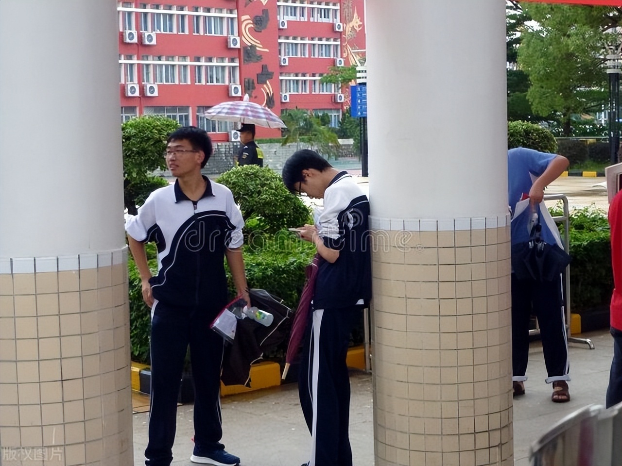 职教高考考上的大学与普通高考考上的大学有没有区别？有哪些限制