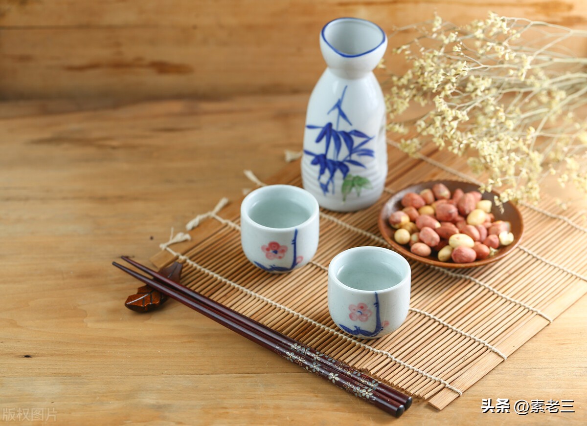 有多少人把自己活成了：聚会不参加、逛街一个人、周末过节就想宅在家的样子？