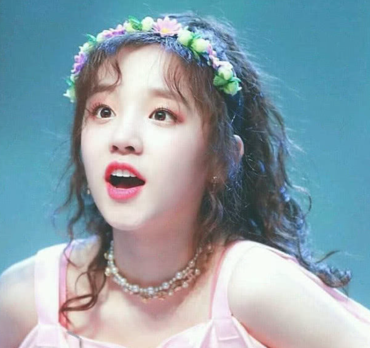 互联网美女真的太多了！杨幂身材大杀四方，赵今麦长大了这么美？