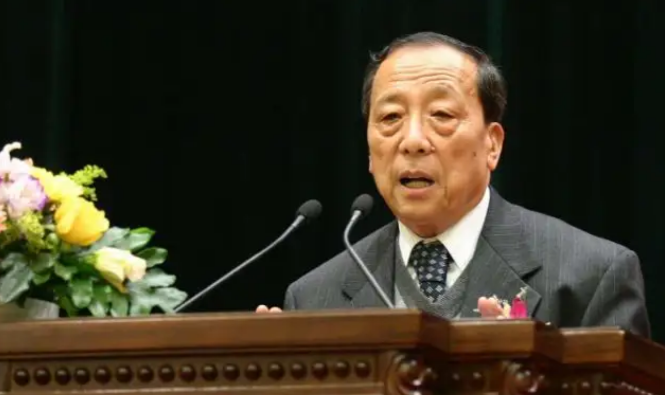 2008年，清华大学破译战国竹简，揭开了甲骨文百年谜团