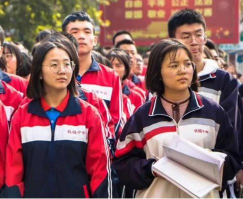 2022年高考难度将升级，几大变化要引起重视，免得学生无缘本科