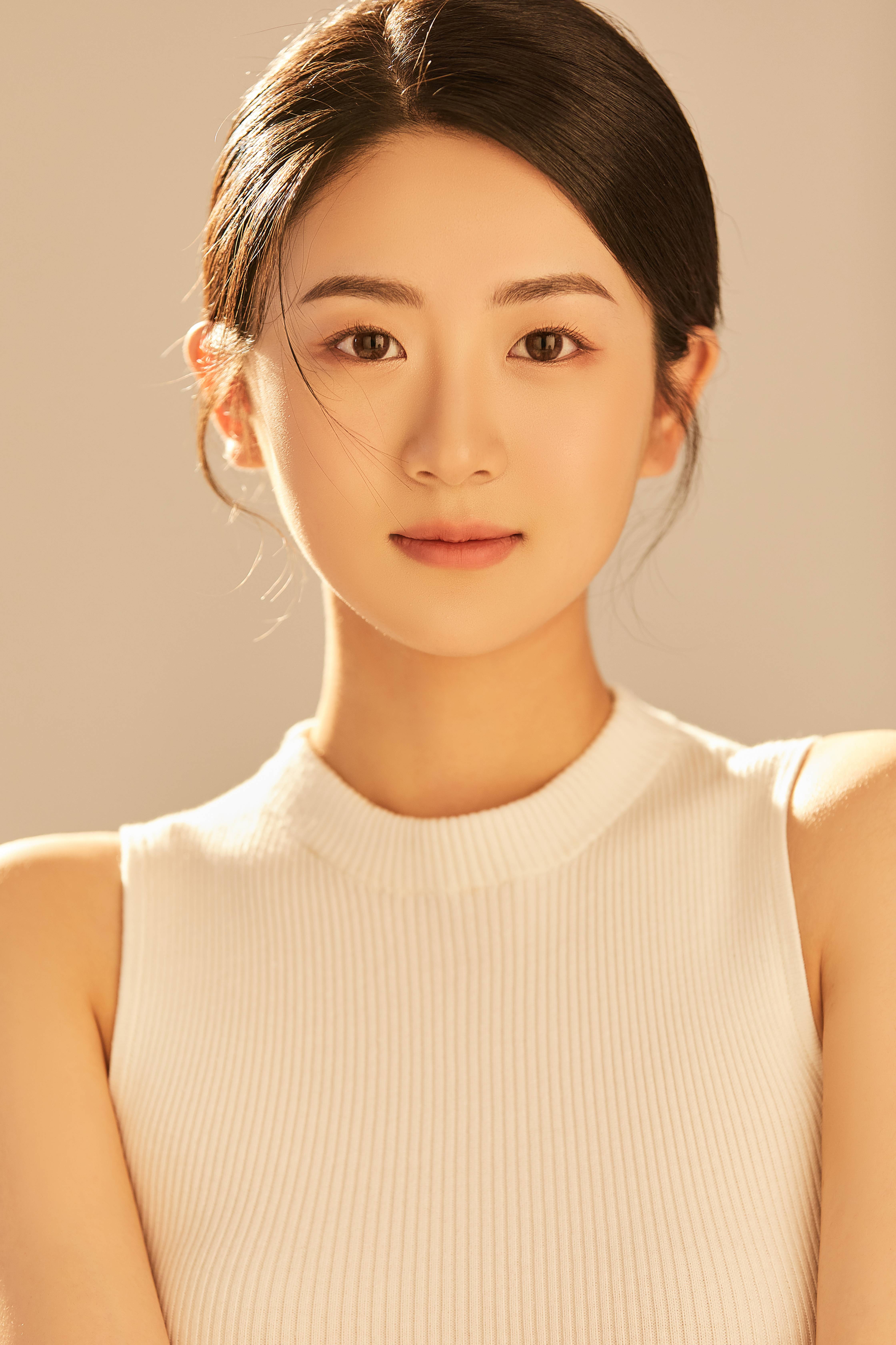 世界旅游小姐冠军(世姐专访) - 悦闻天下