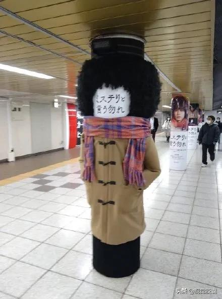 日本地铁阴间设计，要了老命了