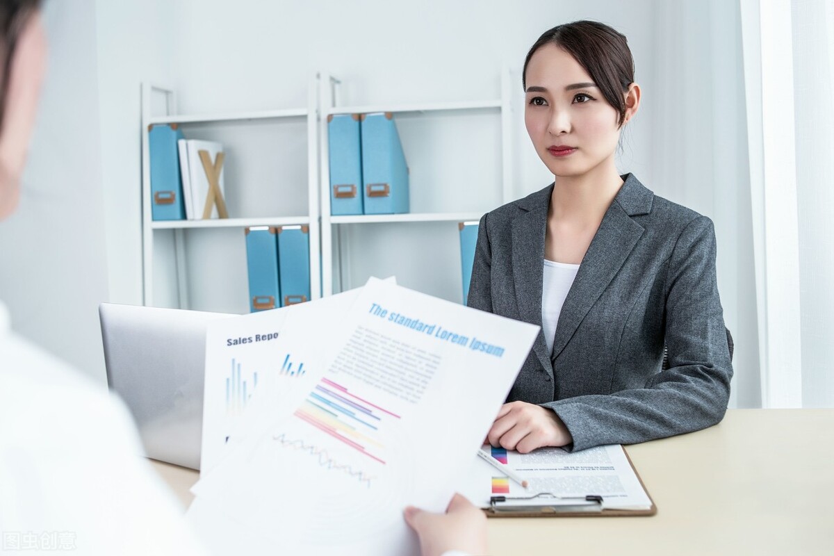 职场面试：如何写一份很棒的简历？让面试官印象深刻获得重用