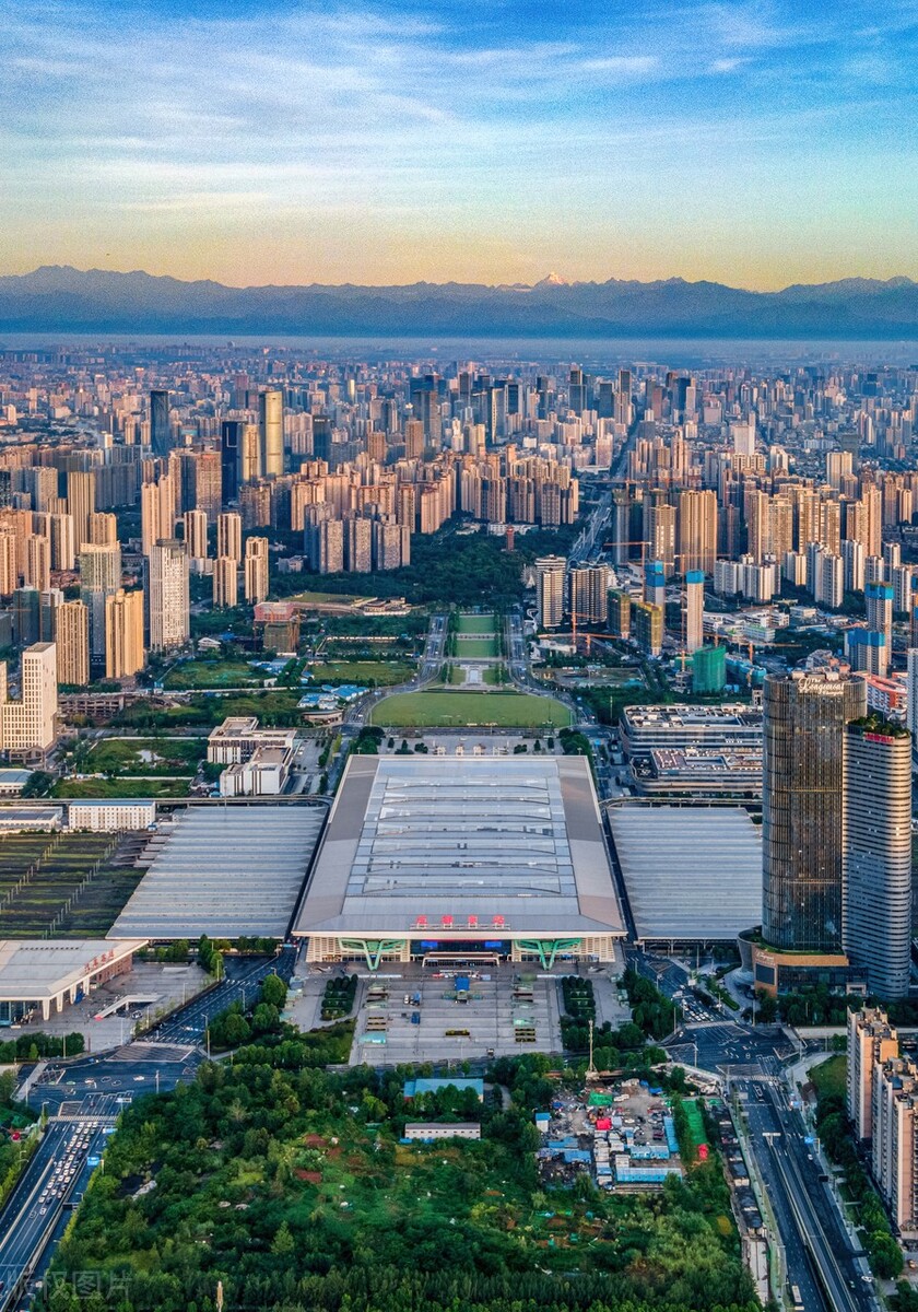 郭德纲助理直播违规被德云社公司开除