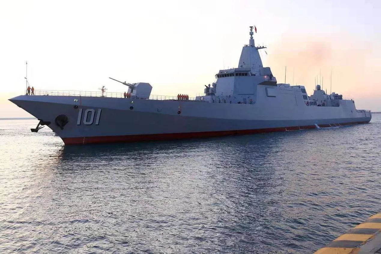 ��ý�������������ձ��Ͽɣ��й�055������ȫ����õĶ���;ս��