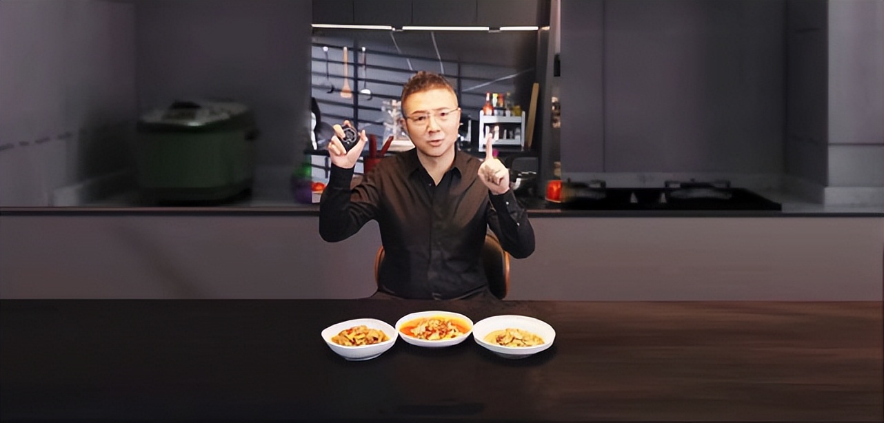 李国庆曝董宇辉拉黑罗敏真正原因：花5万就当榜一大哥，吸粉蹭粉