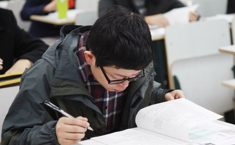 20万考生选择日语的背后，竟藏着一条“升学捷径”，最后赢家是谁