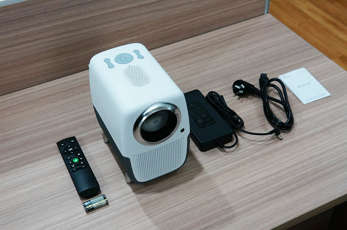 強(qiáng)，不止一面！泰捷WEBOX T1S投影儀評測