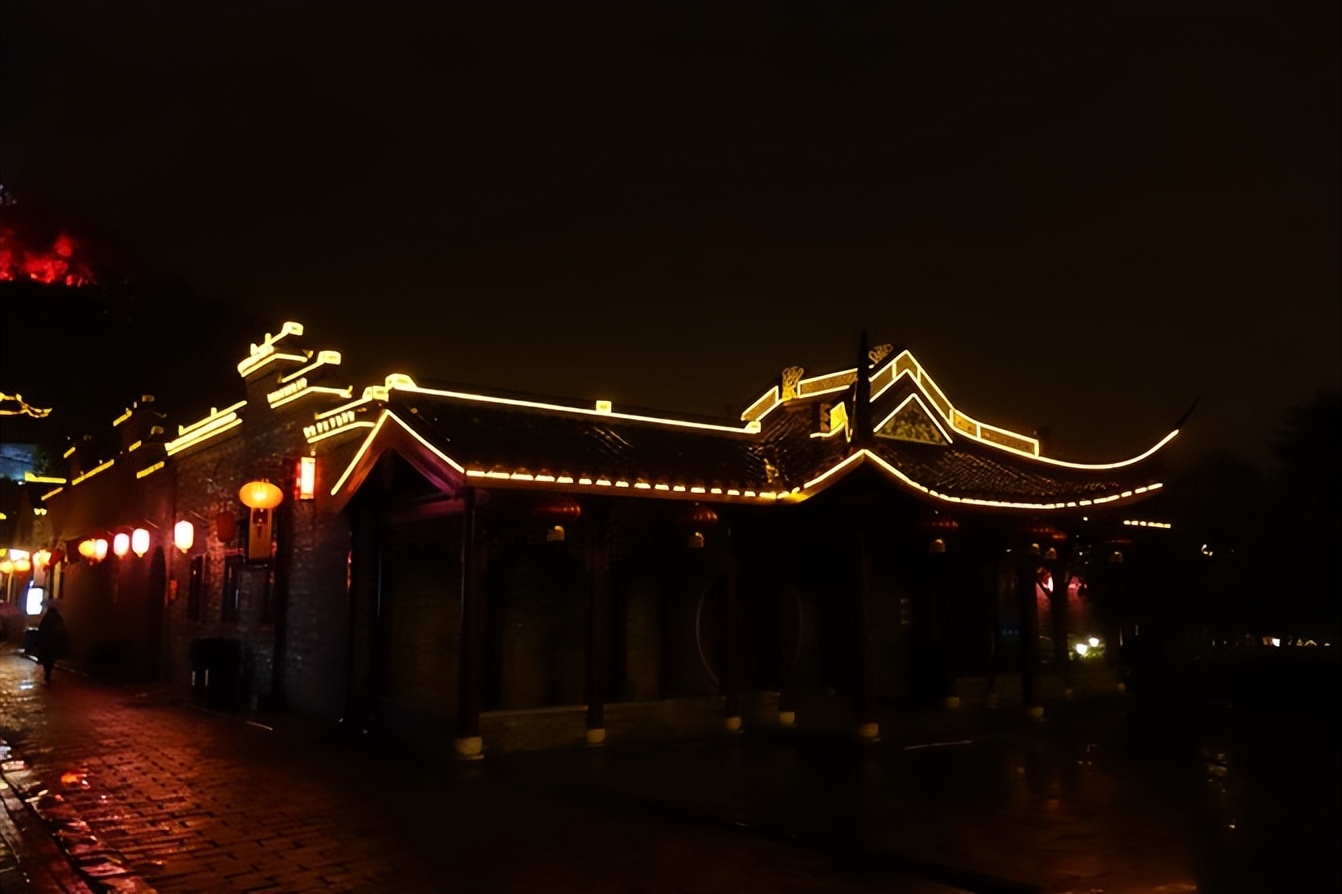 到隔壁的城市走一走(3)——西津渡古街夜景