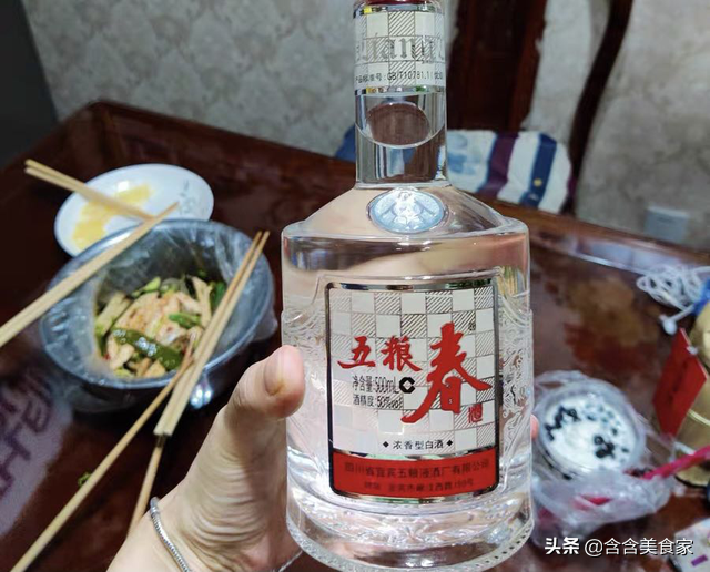 今日大寒，记得“吃2味，喝2样，忌2事”，养好身体，迎春接福