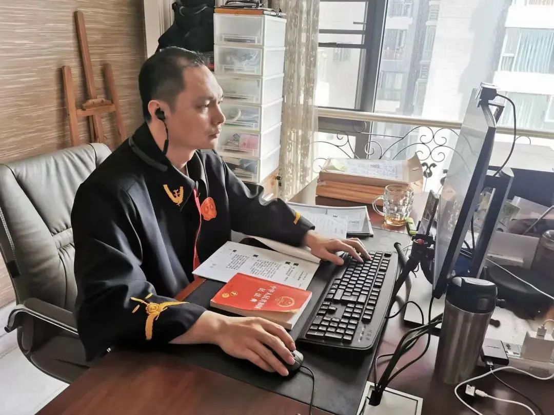 分享 | 满满科技感！来看法院人的居家办公秘籍