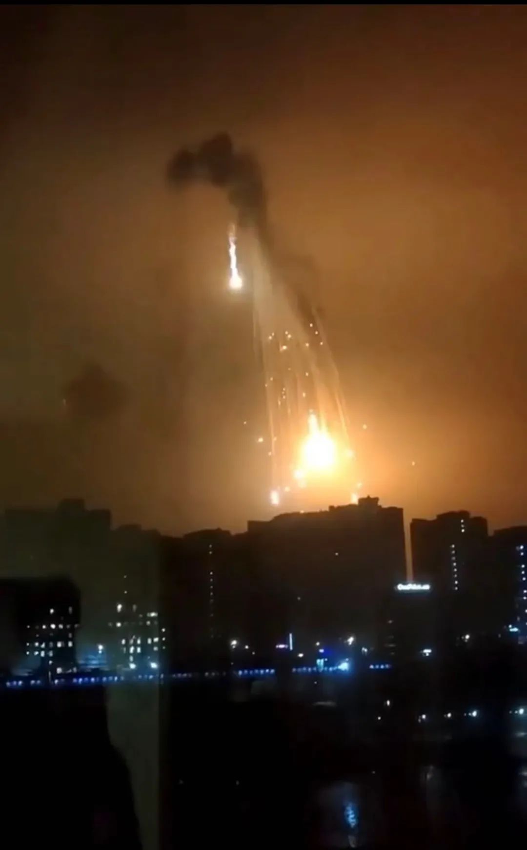 战争“乌”云下的普通人：家门差点让人撬开、被当成间谍拦住