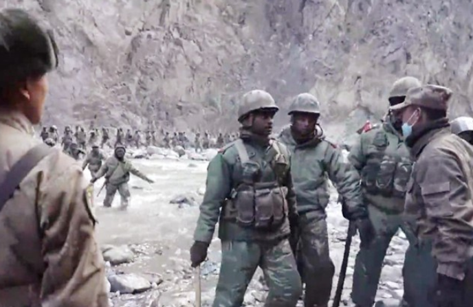 祁发宝团长身边的翻译，已提干进入军校：当时职责所在，绝不后退