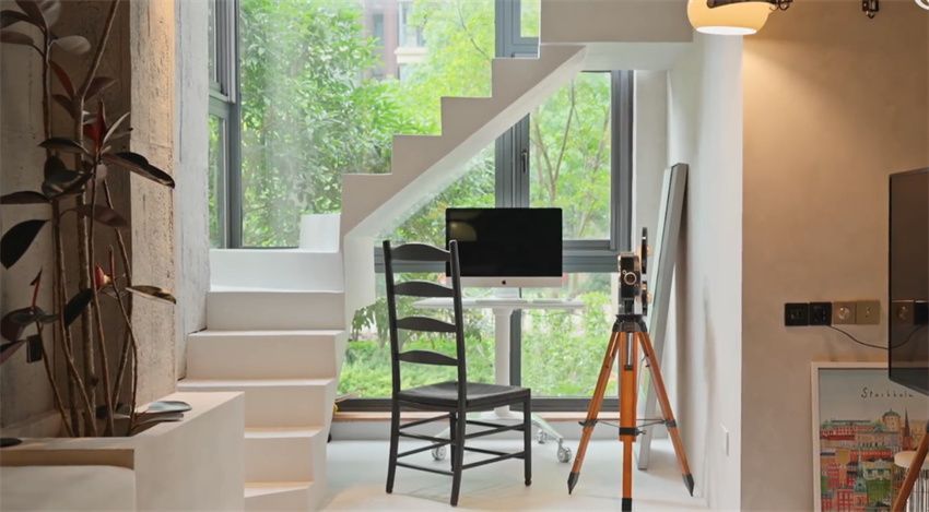 杭州姑娘买下87㎡“怪房”，自己爆改成复式！网友：这是别墅吧