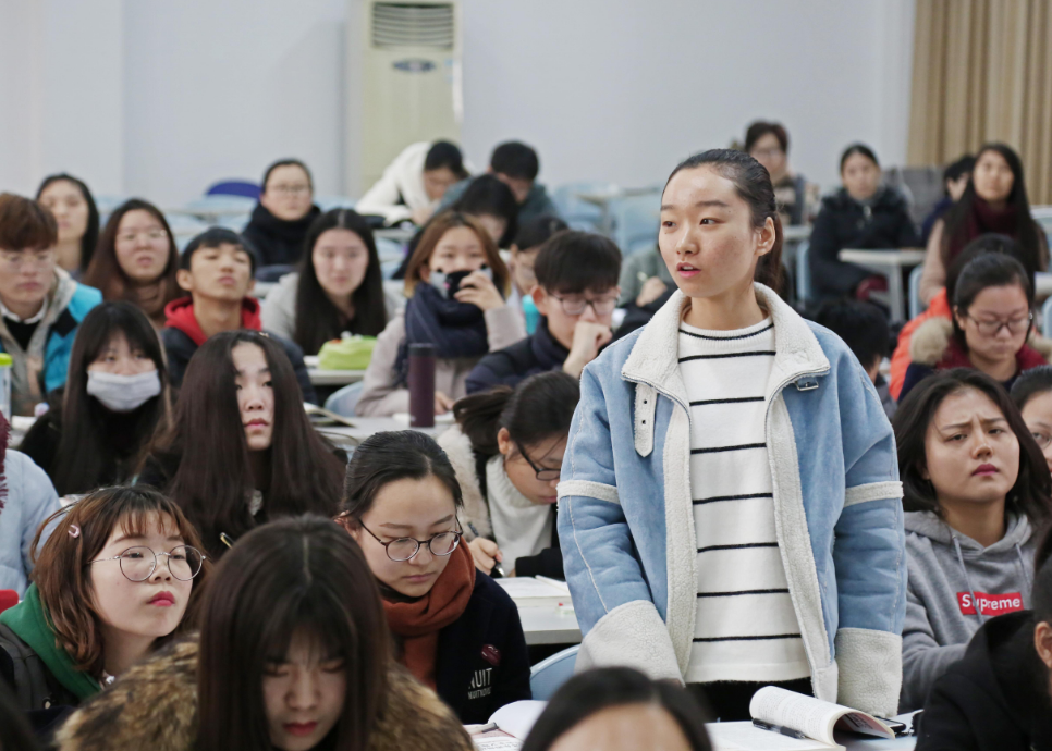 “大学生生活费”排行榜，最低标准在这里，家长们照着给就行了