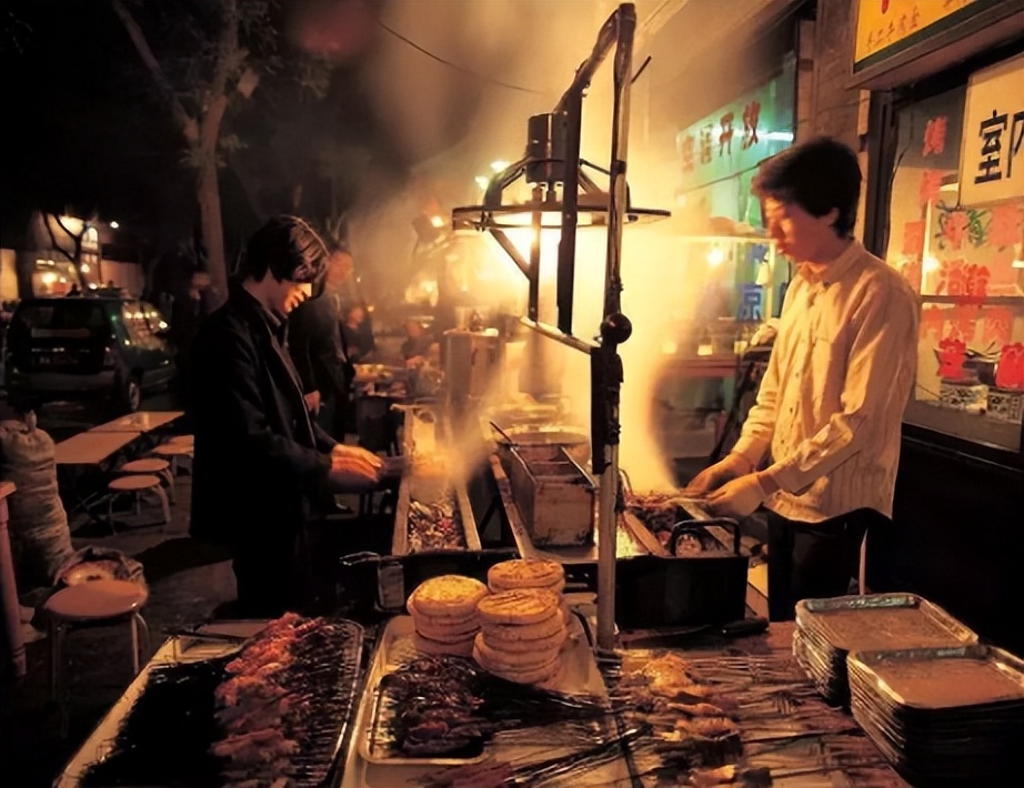 17年前，与瘫痪父亲相依为命、高考763分的广西女孩，后来如何？