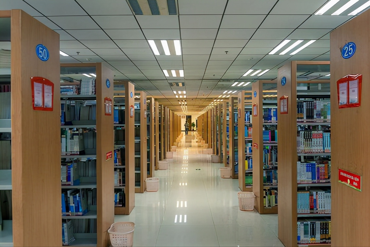 河南体育学院来了！由郑州大学体院分立，网友：双一流变“双非”