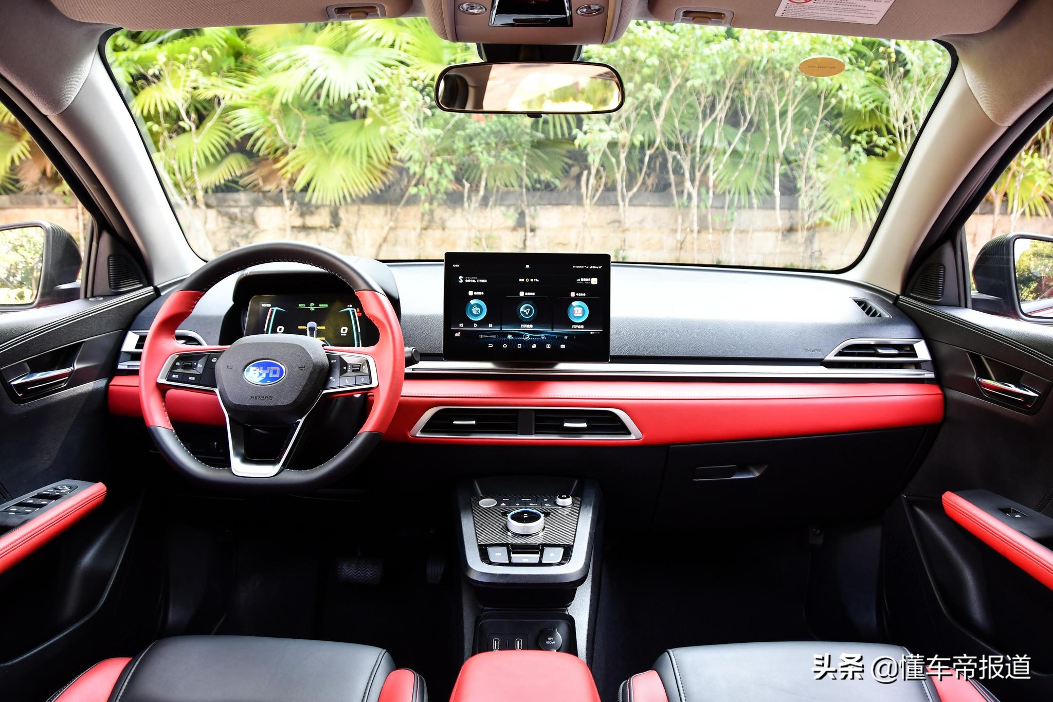 新车｜“买菜车”也能玩运动范？试驾体验2021款比亚迪e2