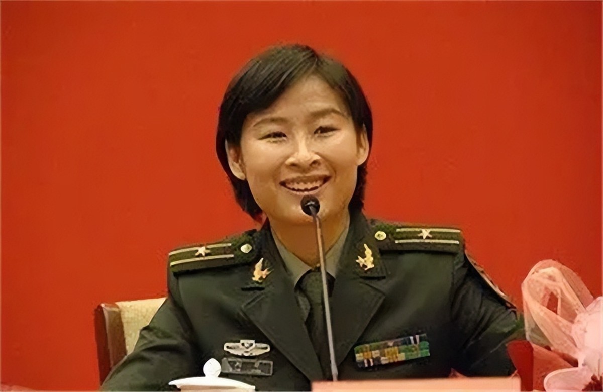 女航天员刘洋，自曝恋爱史！丈夫英俊帅气，身份显赫