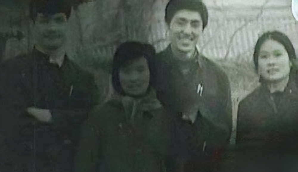 凤凰男多可怕？不想为别人而活的张艺谋，却将肖华的人生活成悲剧