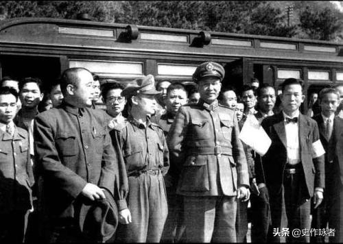 盘点解放战争中，四位起义失败的国军将领，其中一位惨遭学生出卖