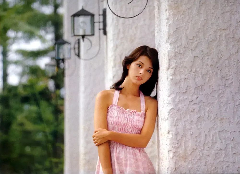 她是昭和顶级美人，美貌惊为天人！63岁至今未婚，优雅爆棚