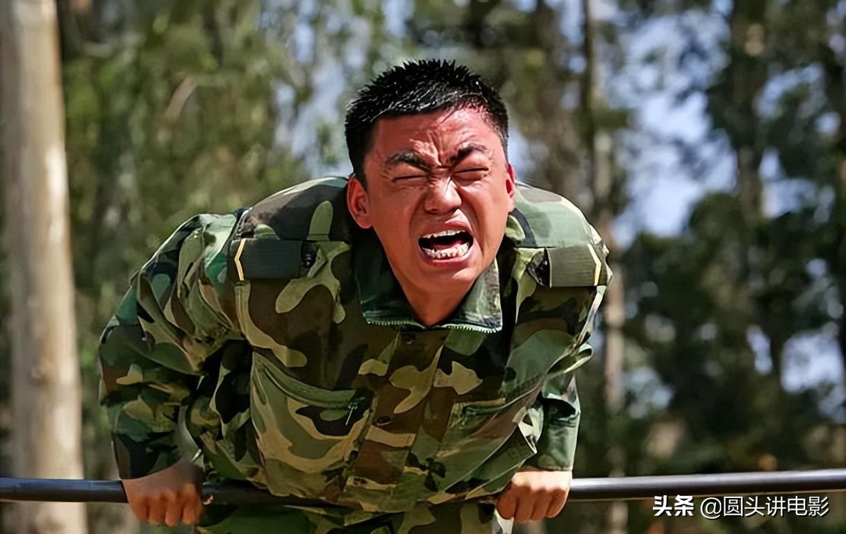 同样是演军人,把肖战、吴京等人放一起,谁比较符合军人气质?