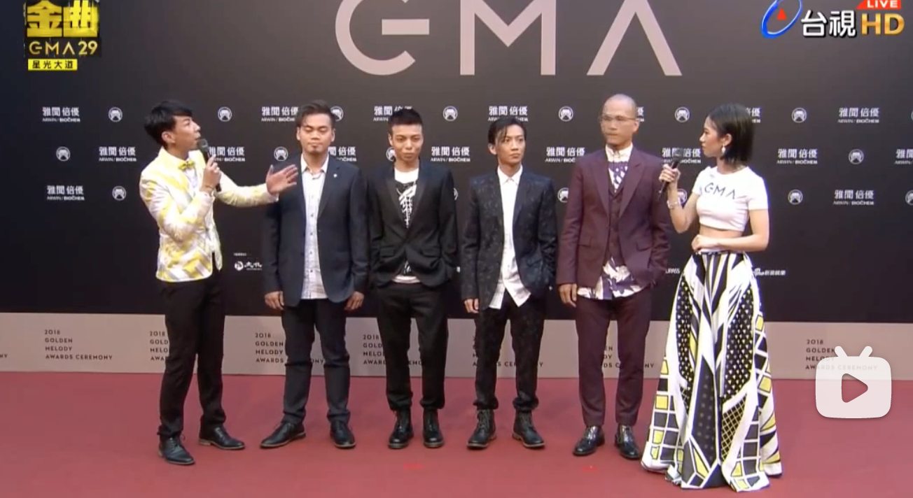 这是颁奖还是开业？金曲奖艺人造型齐翻车，现场变成乡村大舞台？