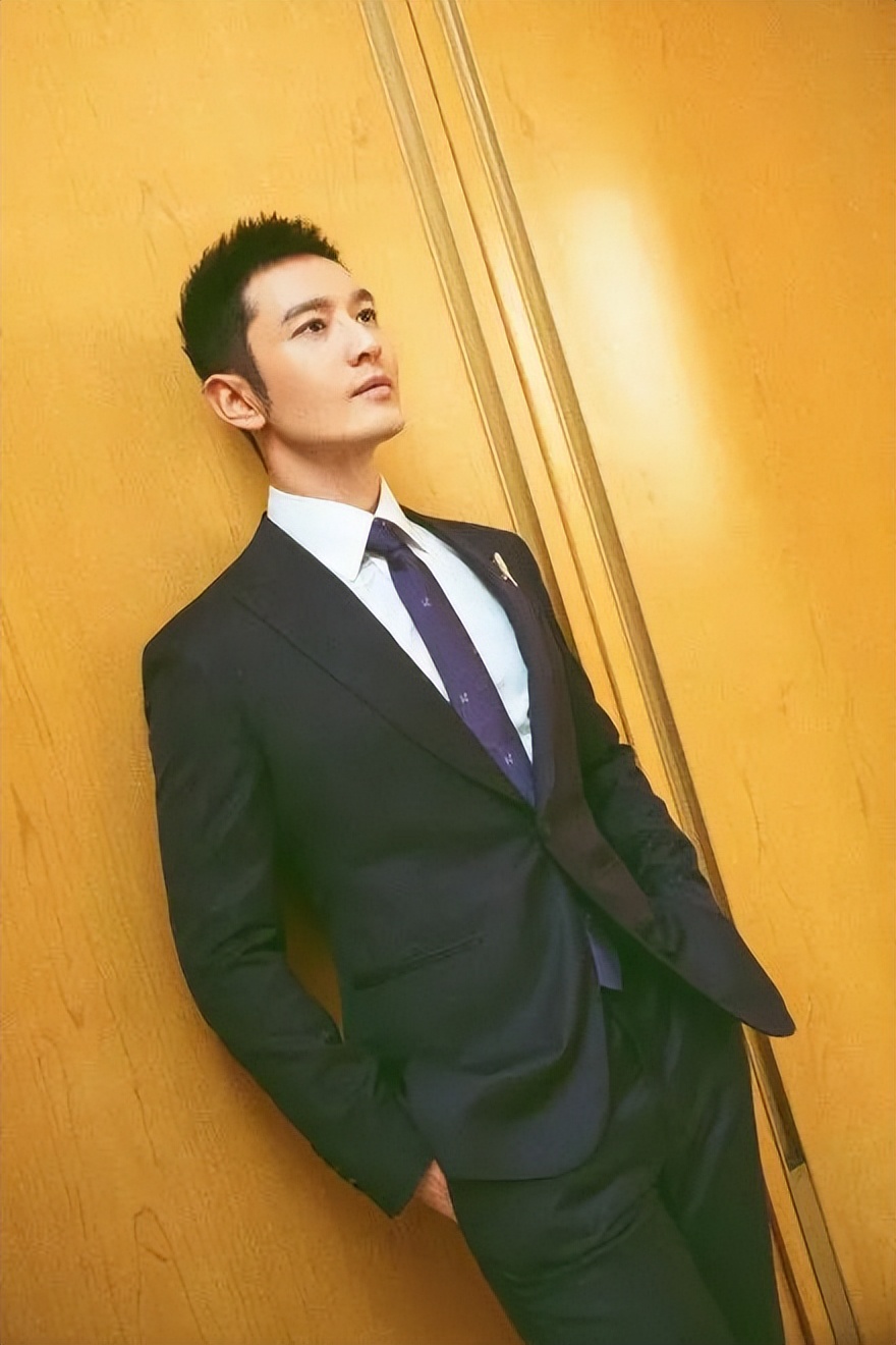 黄晓明之母张素霞：挽救过儿子的婚姻，现在她的心最痛