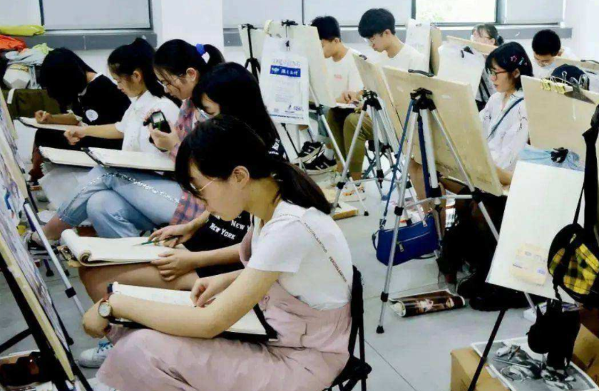 “北大还行的撒贝宁”走过的高考捷径，将于2024年取消，成为历史