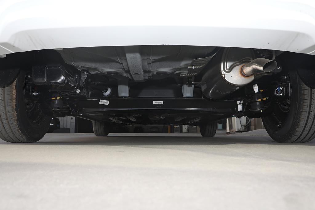 解析现代瑞纳,售价仅4.99万,油耗5.1l,实用性和性价比兼备