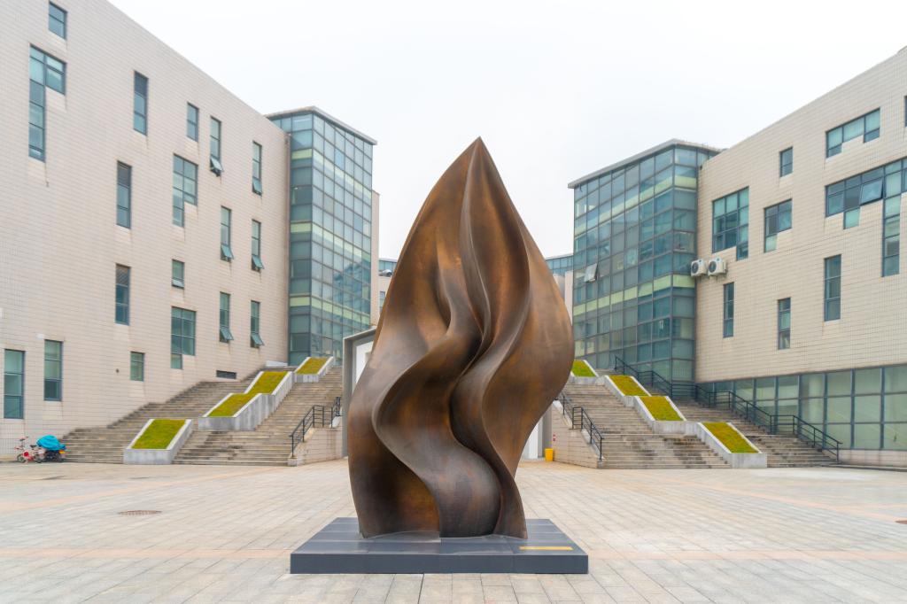 2022山东艺术学院计划招生1916人，其中山东省外565人，略增29人