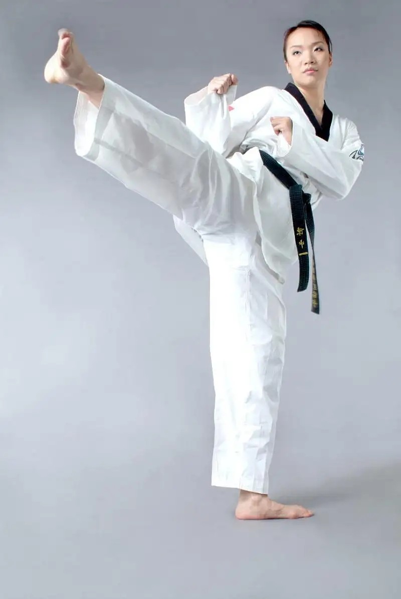 2003年，马来西亚跆拳道黑带少妇，晚宴后失踪，被找到时已成焦炭