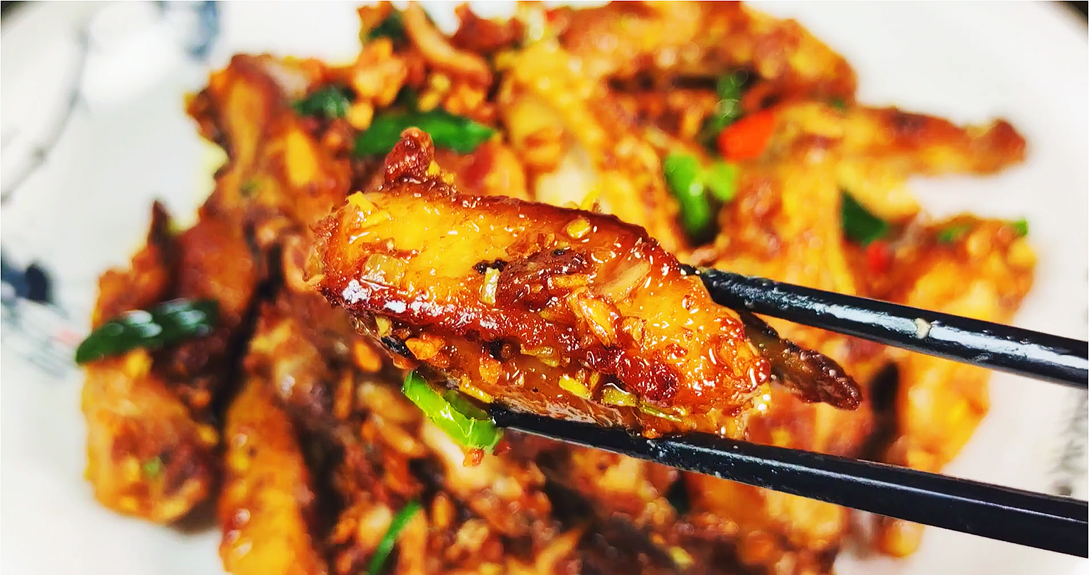 就地过年，年夜饭16道传统吉祥菜，南北方朋友都爱吃，丰盛不浪费
