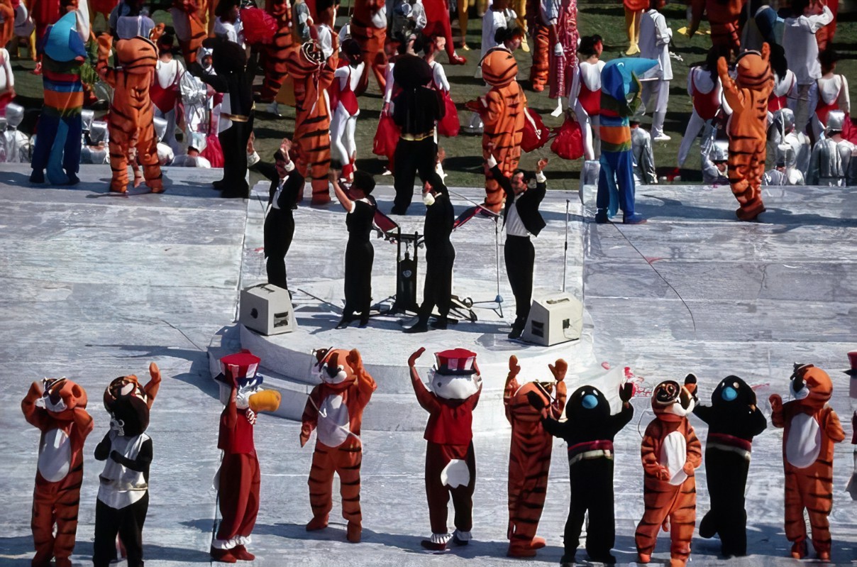 韩国 奥运会都有哪些奇葩(1988年汉城奥运会，堪称史上最黑奥运，韩国无耻操作令人瞠目结舌)