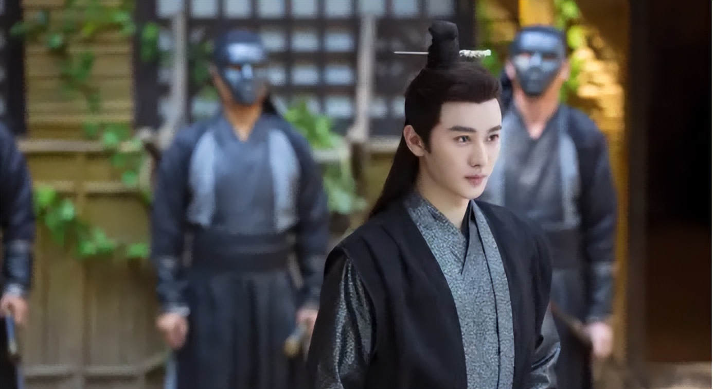 同样是演白面书生，把张国荣、任泉和佟梦实放在一起差距就出来了