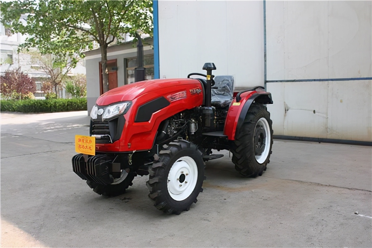 内蒙古销售拖拉机1.4万台,销量前三甲为雷沃 东风 东方红